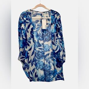 Blue Floral Kimono Size S/M JustFab NWT